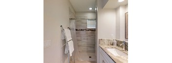 4/2 1800 sqft