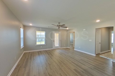 103 Denise Dr 4 Beds Apartment for Rent