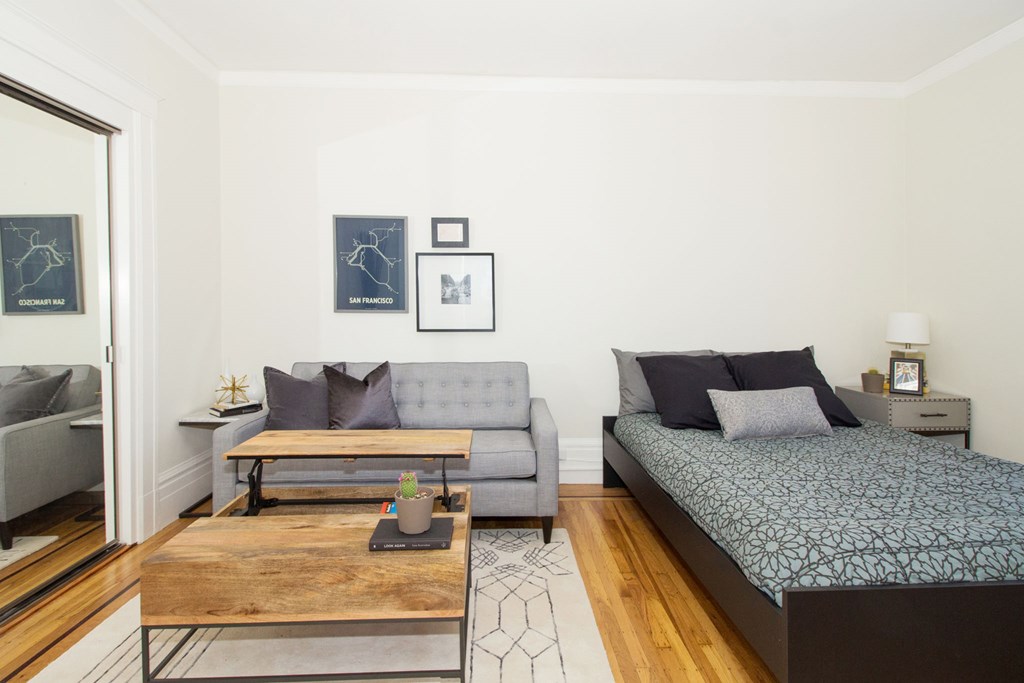 210 Church Street Studio Apartment for Rent - Photo Gallery 1