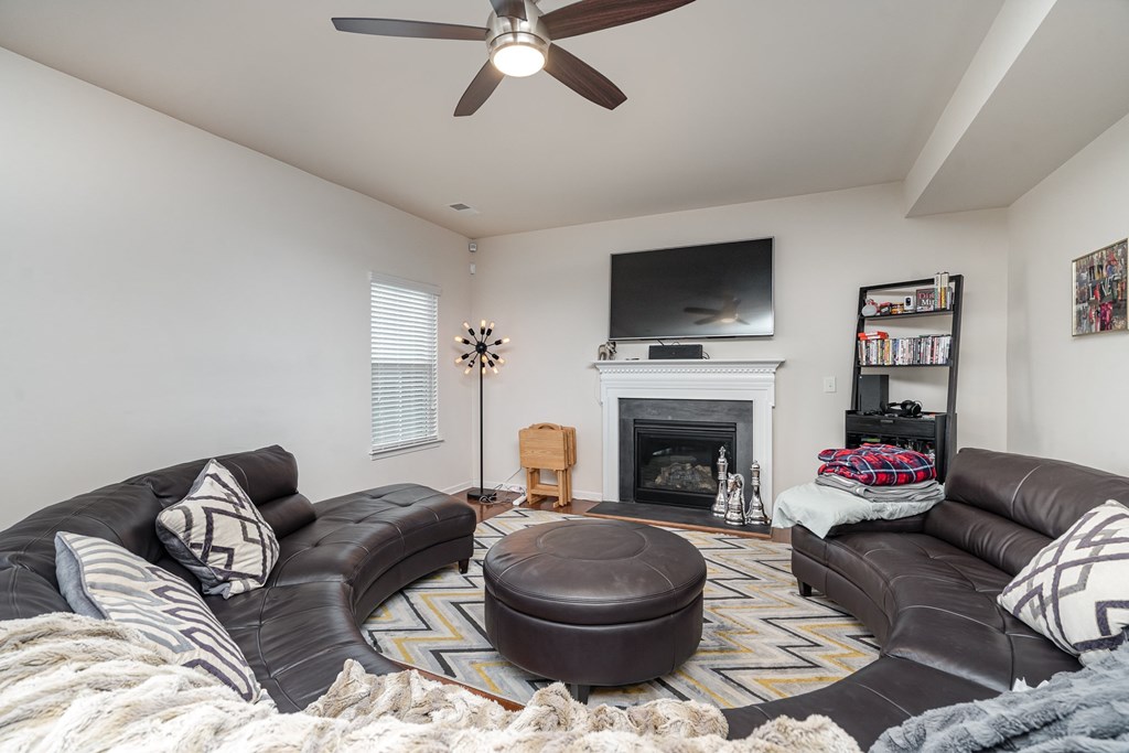 3531 Ettrick Place 3 Beds House for Rent - Photo Gallery 4