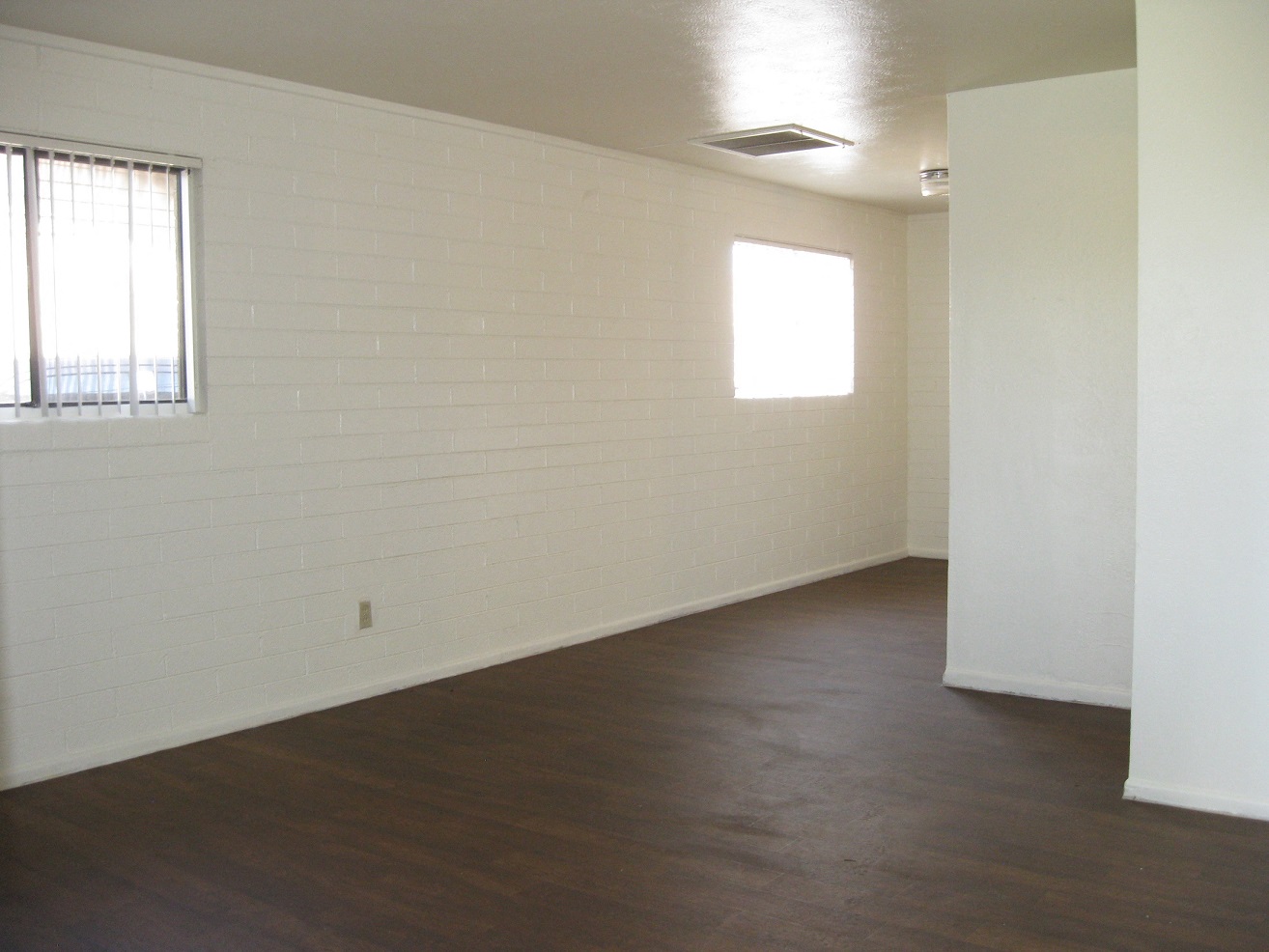 Dunlap &  Magee Paradise Village