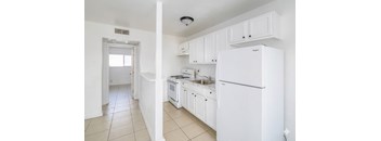 1 Bedroom, 1 Bathrooms