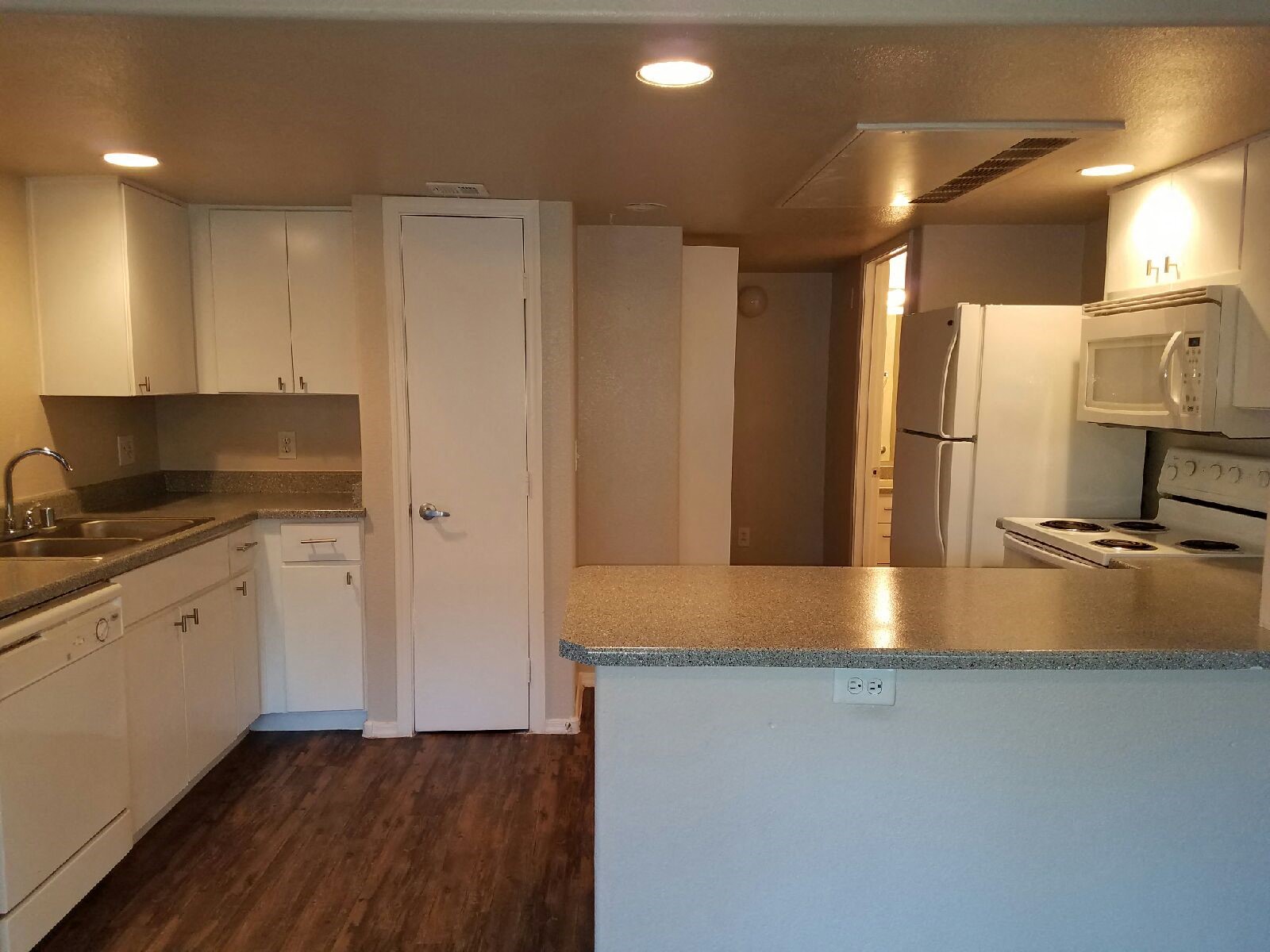 Dunlap & Magee Sun Terrace