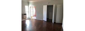 1 Bedroom, 1 Bathroom