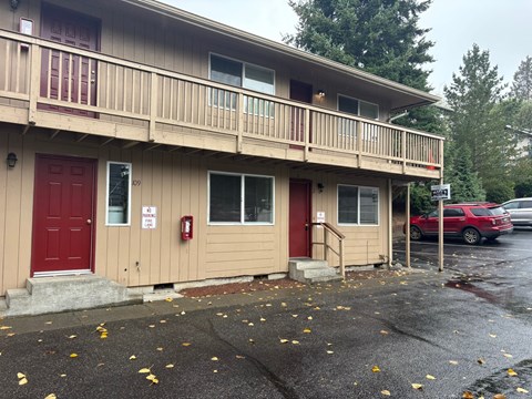 109 West Casino Road 2 Beds Apartment for Rent