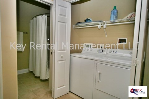 204D 2 Beds Apartment for Rent