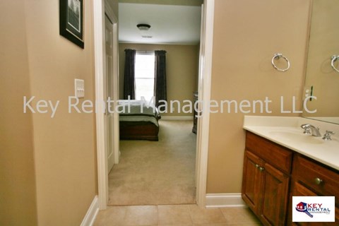 204D 2 Beds Apartment for Rent