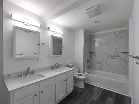 160 Main Street Studio-3 Beds Apartment for Rent - Photo Gallery 13