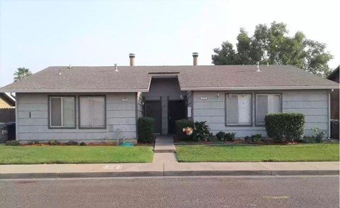 1420 Lansing St. 2 Beds Apartment for Rent