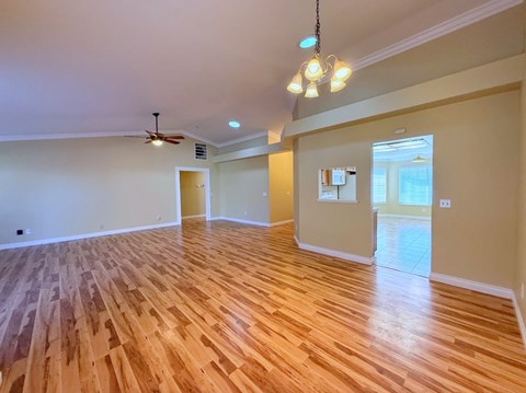1013 Deerfield Ct. 3 Beds Apartment for Rent