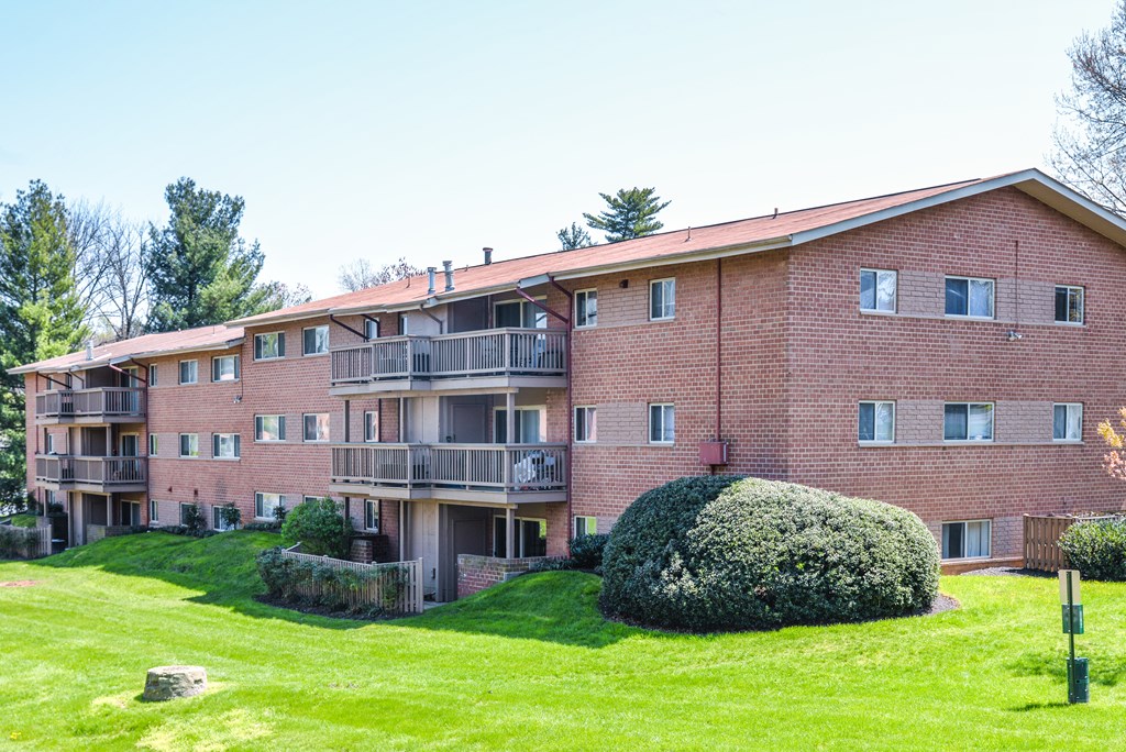 Source URL: https://medialibrarycf.entrata.com/12530/MLv3/3/27/2022/2/24/4183/5d8bb55cd3c9a8.93555777641.jpg