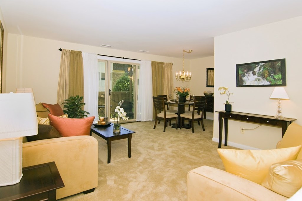 Source URL: https://medialibrarycf.entrata.com/12530/MLv3/3/27/2022/2/24/3713/5654d5d9e618b253.jpg