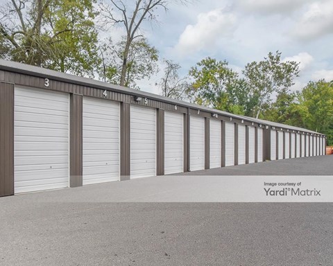 Storage Units for Rent available at 2009 North Weinbach Avenue, Evansville, IN 47711