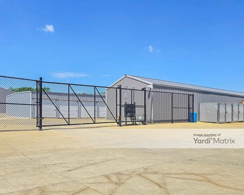 Storage Units for Rent available at 1450 Robins Road, Hiawatha, IA 52233