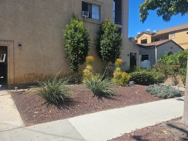 1045 Grand Avenue Studio Apartment for Rent - Photo gallery 2