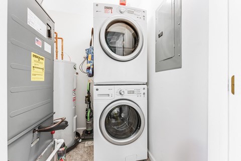 701 McLane Street 1-4 Beds Apartment for Rent - Photo Gallery 78