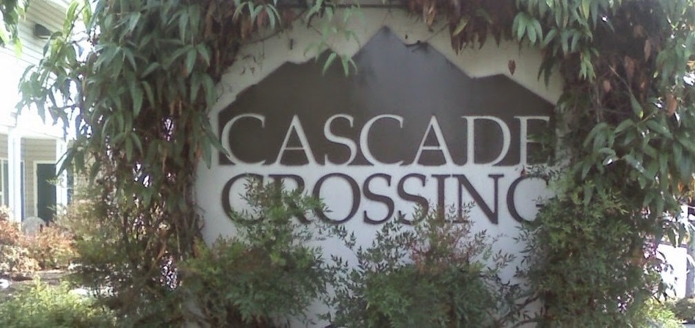 0146-01 Cascade Crossing