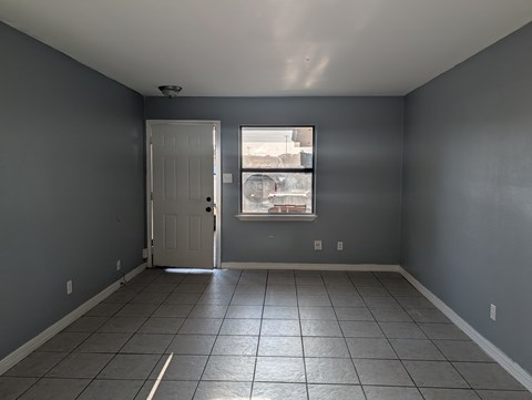 1015 Park Row Ave 2 Beds Apartment for Rent