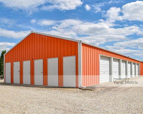 Storage Units for Rent available at 1951 Mayflower Drive, Pekin, IL 61554