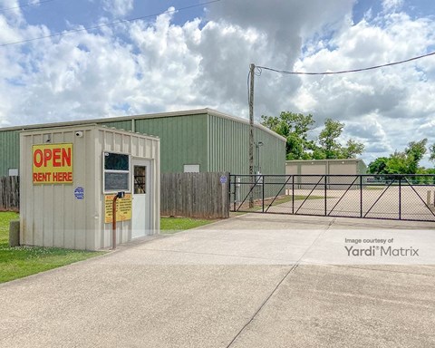 Storage Units for Rent available at 5498 Airline Drive, Bossier City, LA 71111