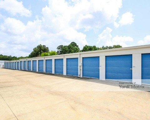 Storage Units for Rent available at 6120 Greenwood Road, Shreveport, LA 71119