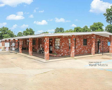 Storage Units for Rent available at 2205 Barksdale Blvd, Bossier City, LA 71112