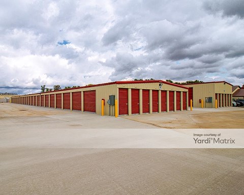 Storage Units for Rent available at 1400 East Mckinley Avenue, Mishawaka, IN 46545