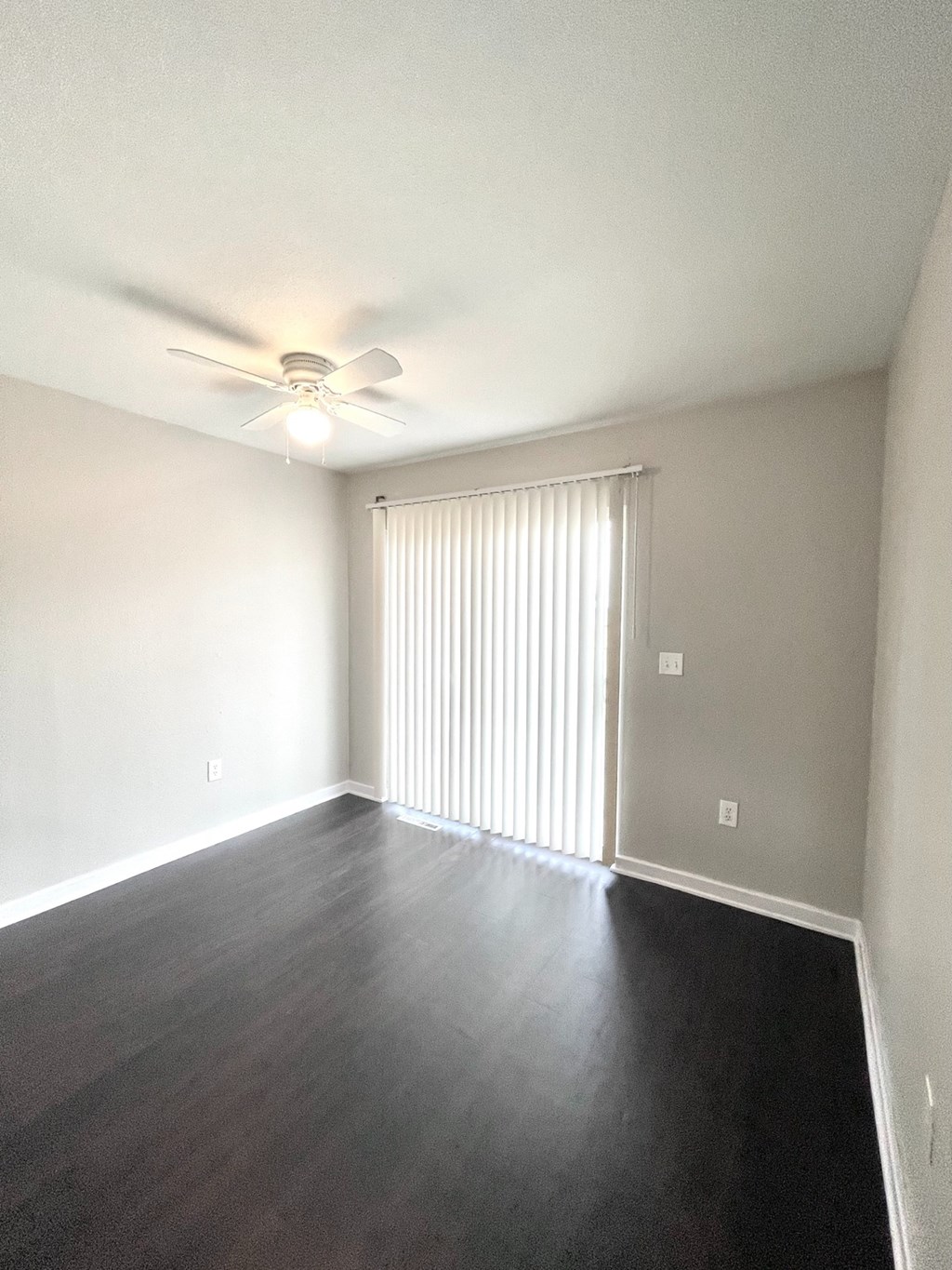 Source URL: https://medialibrarycf.entrata.com/18201/MLv3/3/27/2024/03/26/045539/6603526b8982e7.73512634559.jpg