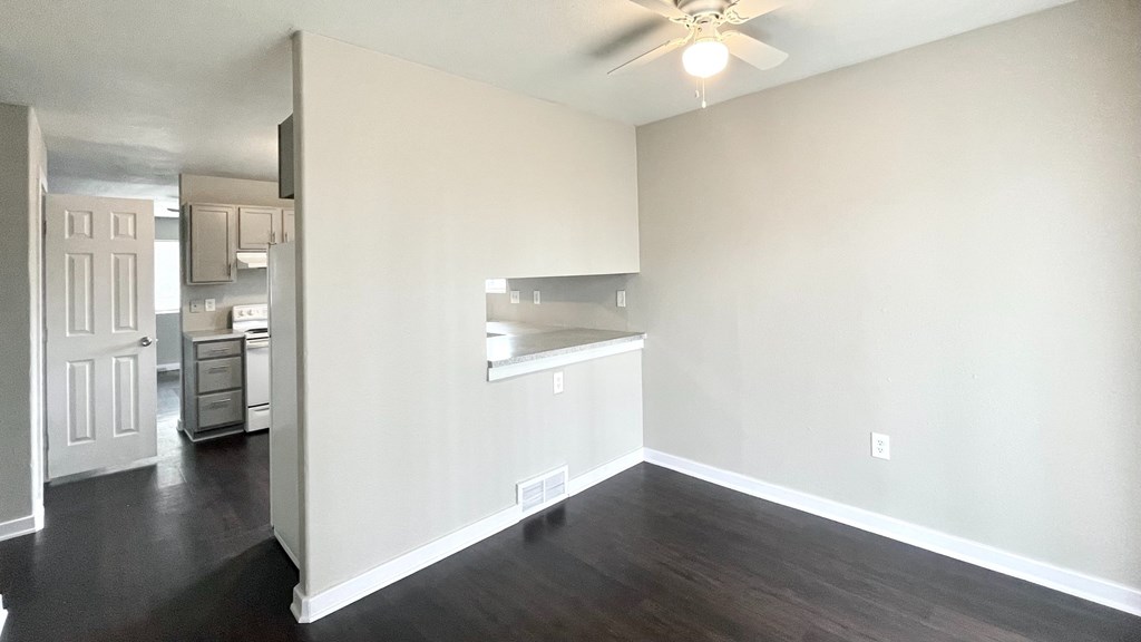 Source URL: https://medialibrarycf.entrata.com/18201/MLv3/3/27/2024/03/26/051042/660355f26e6699.20222283407.jpg