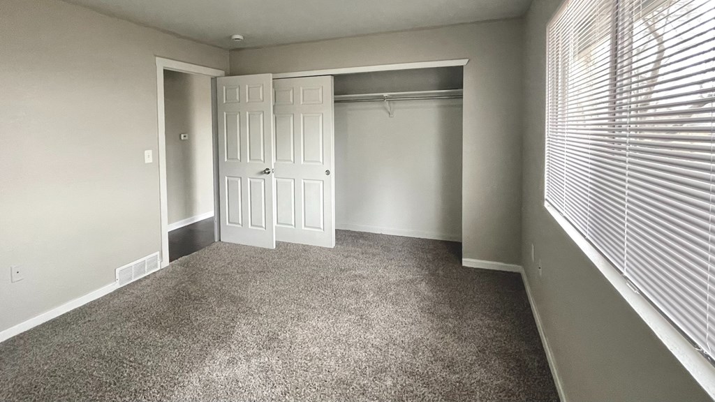 Source URL: https://medialibrarycf.entrata.com/18201/MLv3/3/27/2024/03/26/053916/66035ca434c2f6.71542612499.jpg