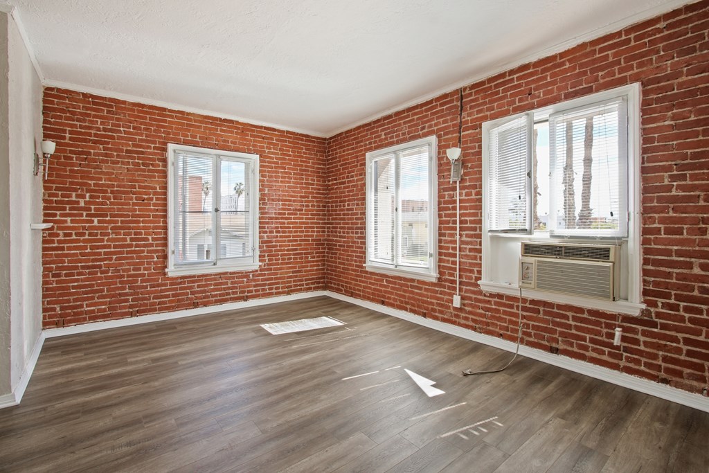 Source URL: https://medialibrarycf.entrata.com/2342/MLv3/3/27/2024/01/22/094903/65ae9c76910864.75112623347.jpg