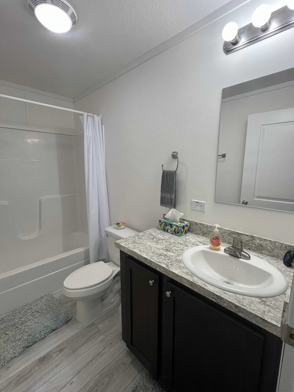 219 Mangrove Street 3 Beds House for Rent - Photo Gallery 18