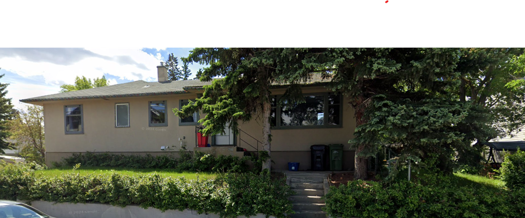a view of a house from the street