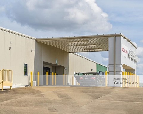 Storage Units for Rent available at 6855 Vaughn Road, Montgomery, AL 36116