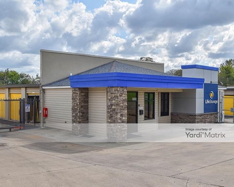 Storage Units for Rent available at 2895 Vaughn Plaza Road, Montgomery, AL 36116