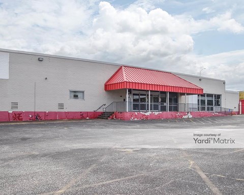 Storage Units for Rent available at 5500 Wares Ferry Road, Montgomery, AL 36117