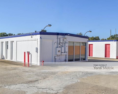 Storage Units for Rent available at 2931 Day Street, Montgomery, AL 36108