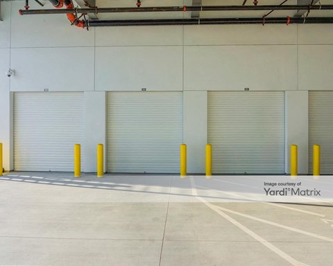 Storage Units for Rent available at 1674 20Th Street, Santa Monica, CA 90404