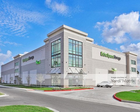 Storage Units for Rent available at 296 Lorenaly Drive, Brownsville, TX 78526