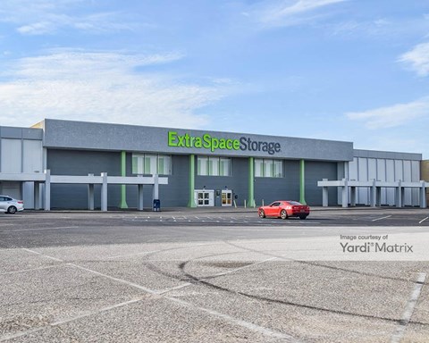 Storage Units for Rent available at 2270 East South Blvd, Montgomery, AL 36116