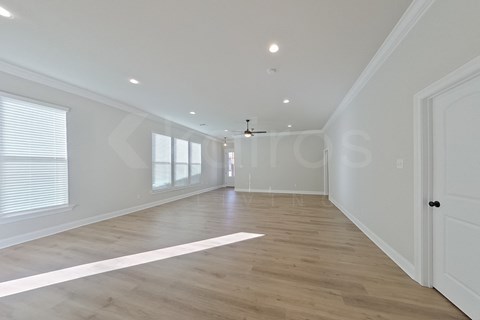 106 Oak Haven Dr 4 Beds Apartment for Rent