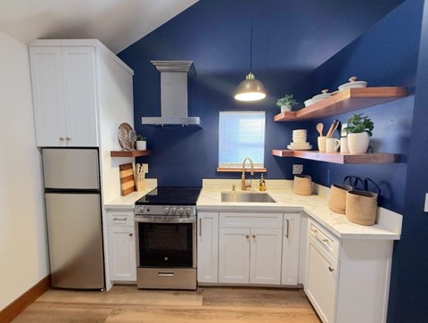 906 W. 22Nd St. Studio Apartment for Rent