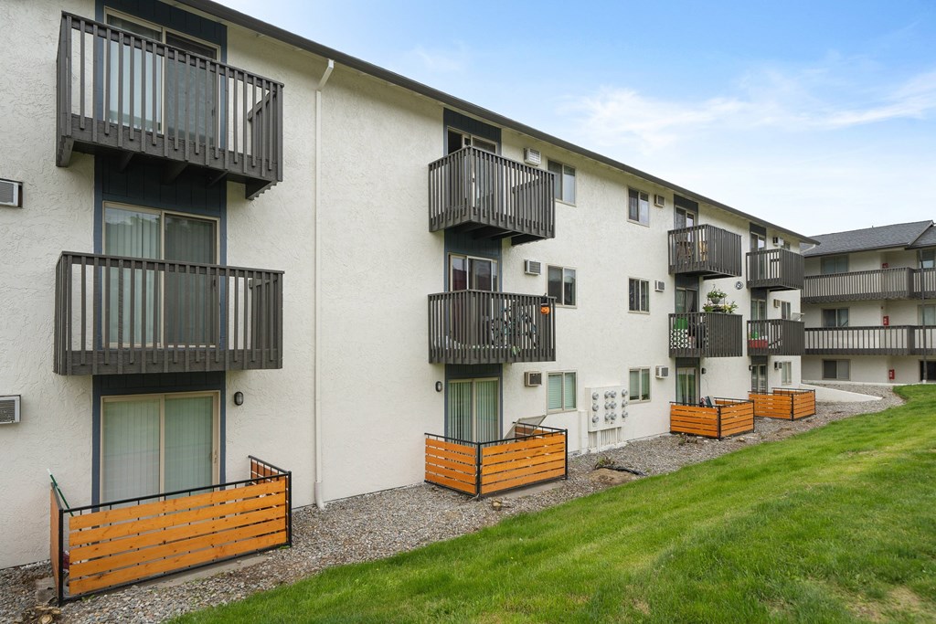 Source URL: https://medialibrarycf.entrata.com/11471/MLv3/3/27/2022/08/17/105013/62fdc5043383c5.14419864154.jpg