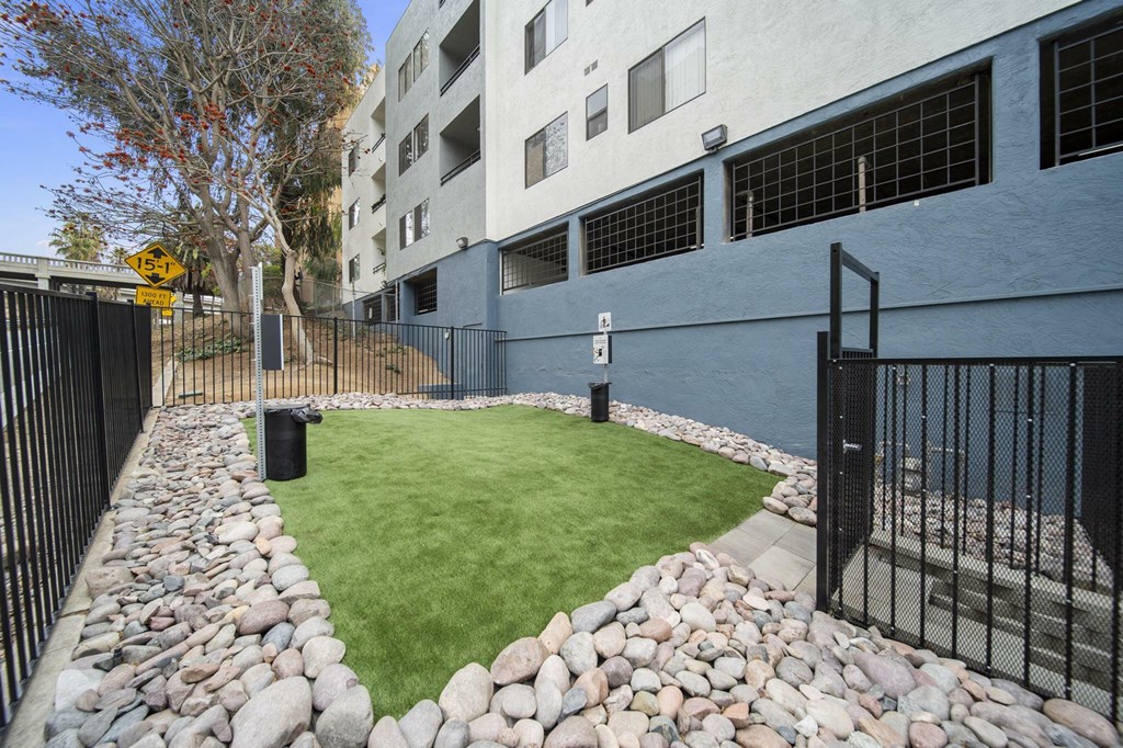 Source URL: https://medialibrarycf.entrata.com/11471/MLv3/3/27/2025/02/20/110329/67b76e717099b6.53645026678.jpg