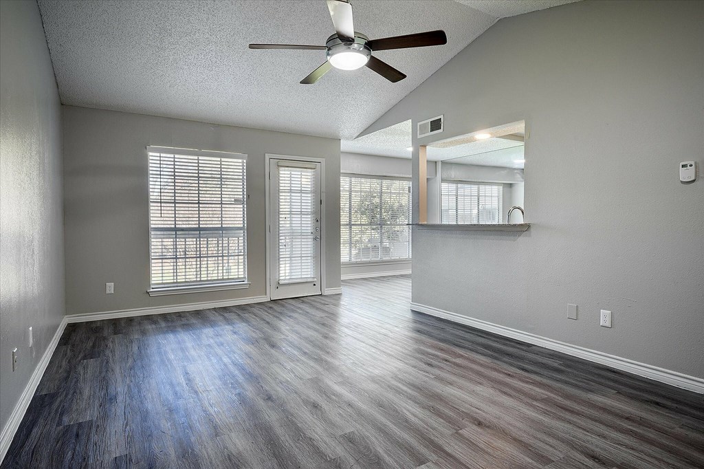 Source URL: https://medialibrarycf.entrata.com/12021/MLv3/3/27/2024/12/30/094645/6772ce758567a2.80657412736.jpg