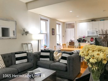 1065 N. Hermitage Ave. Studio-3 Beds Apartment for Rent - Photo Gallery 3