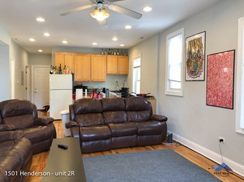 1501 W. Henderson St. 1-4 Beds Apartment for Rent - Photo Gallery 3