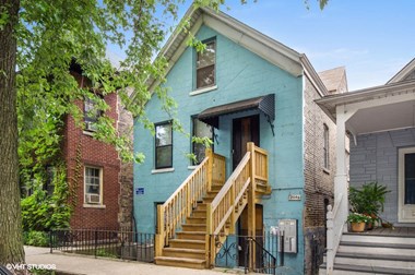 2046 W. Charleston St. 1 Bed Apartment for Rent Photo Gallery 1