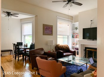 2133-45 W. Concord Pl. 2-3 Beds Apartment for Rent - Photo Gallery 4