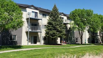 4278 University Avenue 1-4 Beds Apartment for Rent - Photo Gallery 1